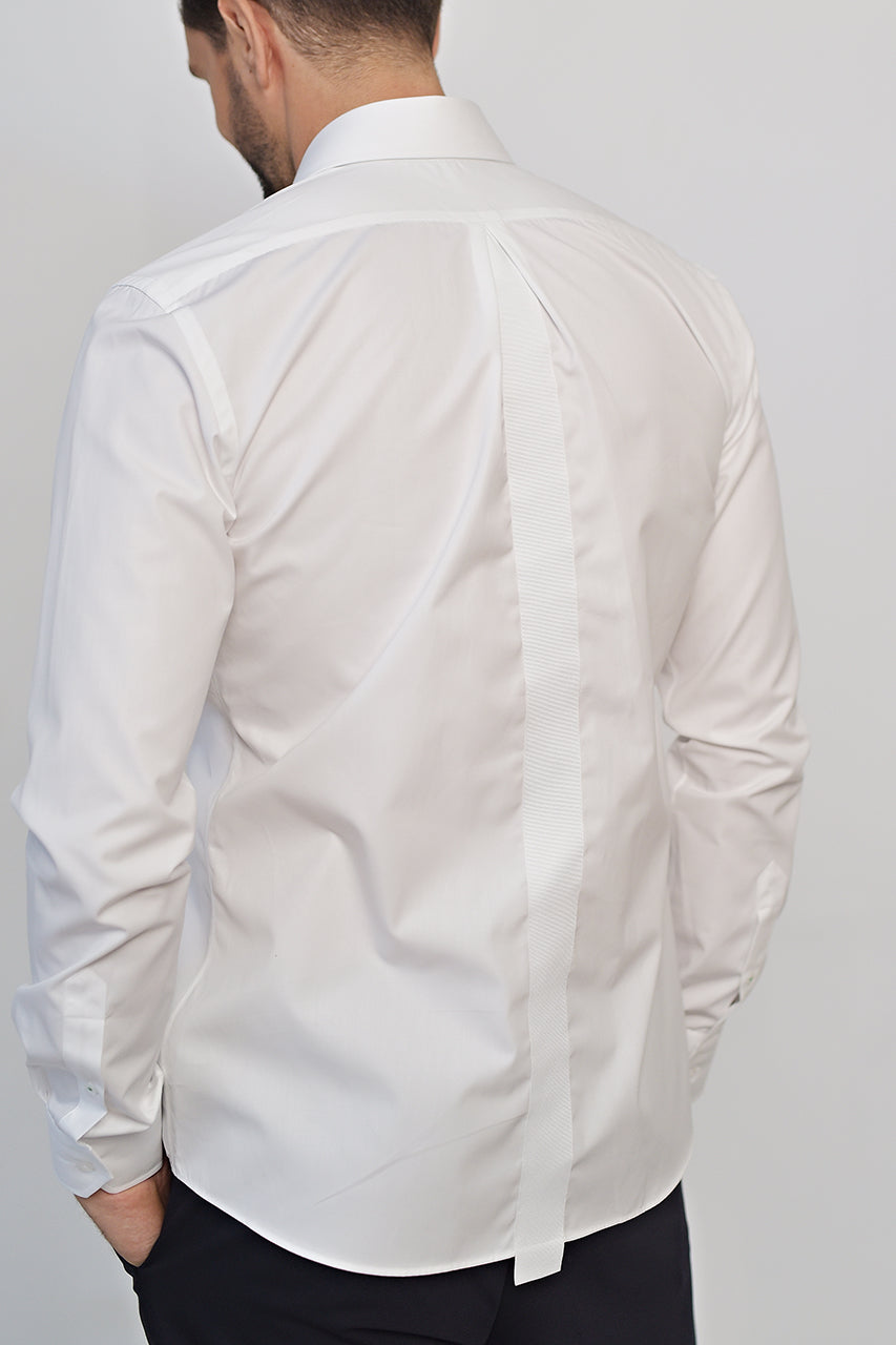 White relaxed elegant white shirt with detail & active temp control